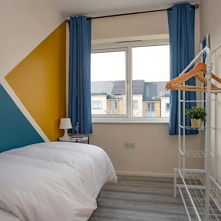 Cosy, Modern Home In Kent, Sleeps 8, Free Parking, 17Min Train To Central London Northfleet Exterior photo