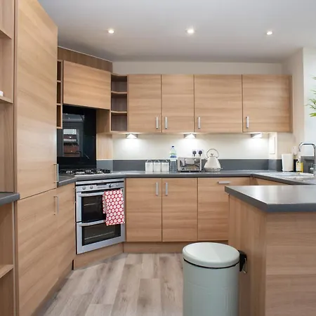 Cosy, Modern Home In Kent, Sleeps 8, Free Parking, 17Min Train To Central London Northfleet Exterior photo