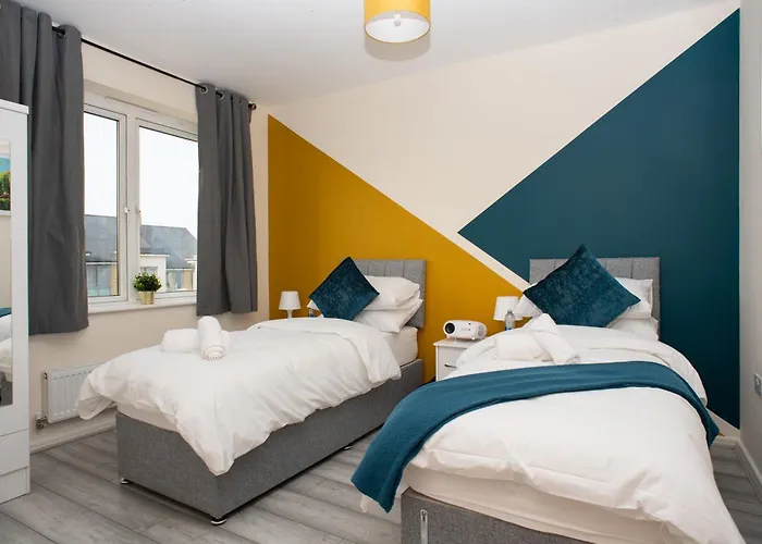 Cosy, Modern Home In Kent, Sleeps 8, Free Parking, 17Min Train To Central London