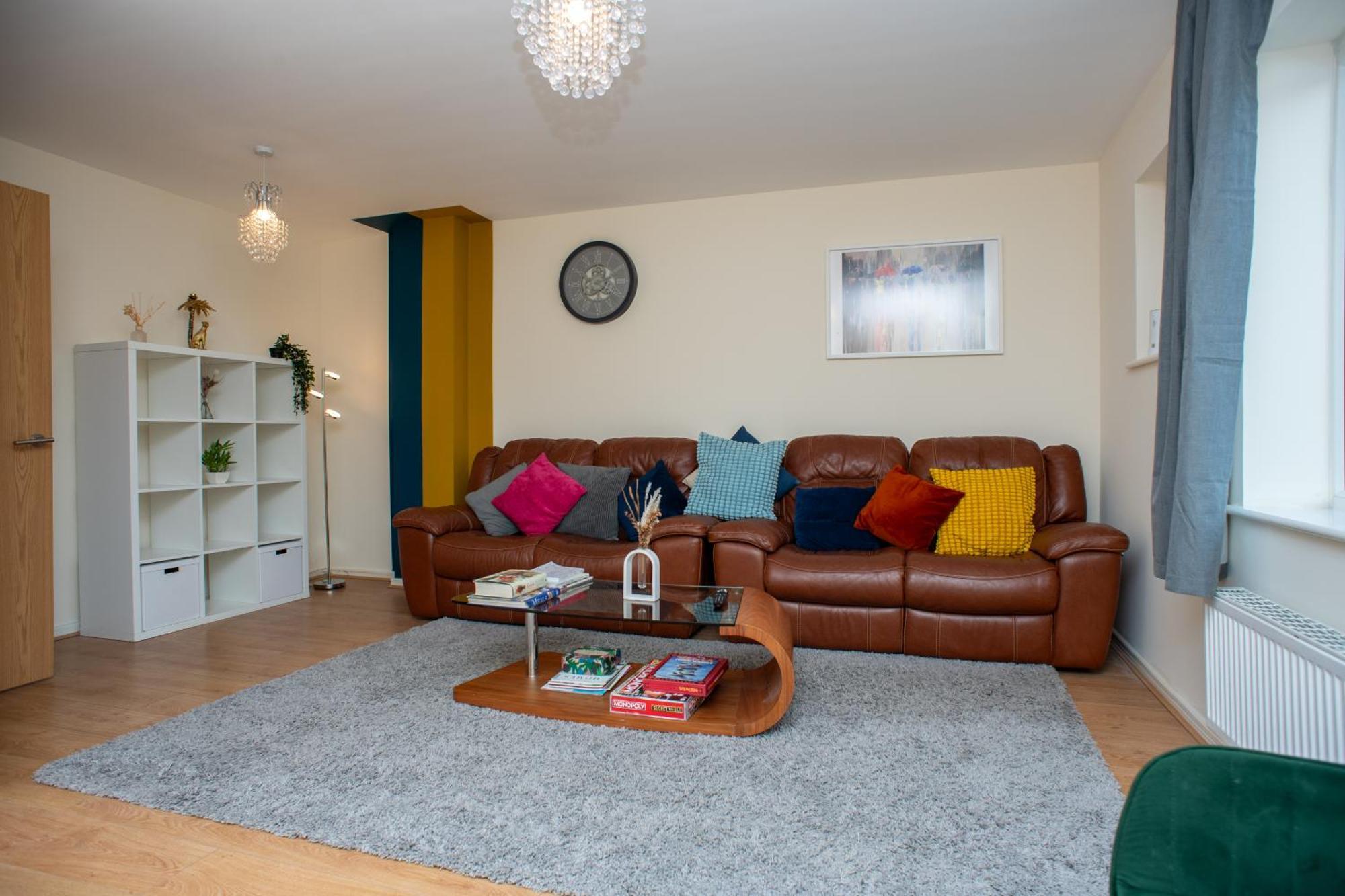 Cosy, Modern In Kent, Sleeps 8, Free Parking, 17min Train To London *